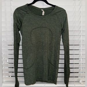 Lululemon SwiftlyTech Long Sleeve Top